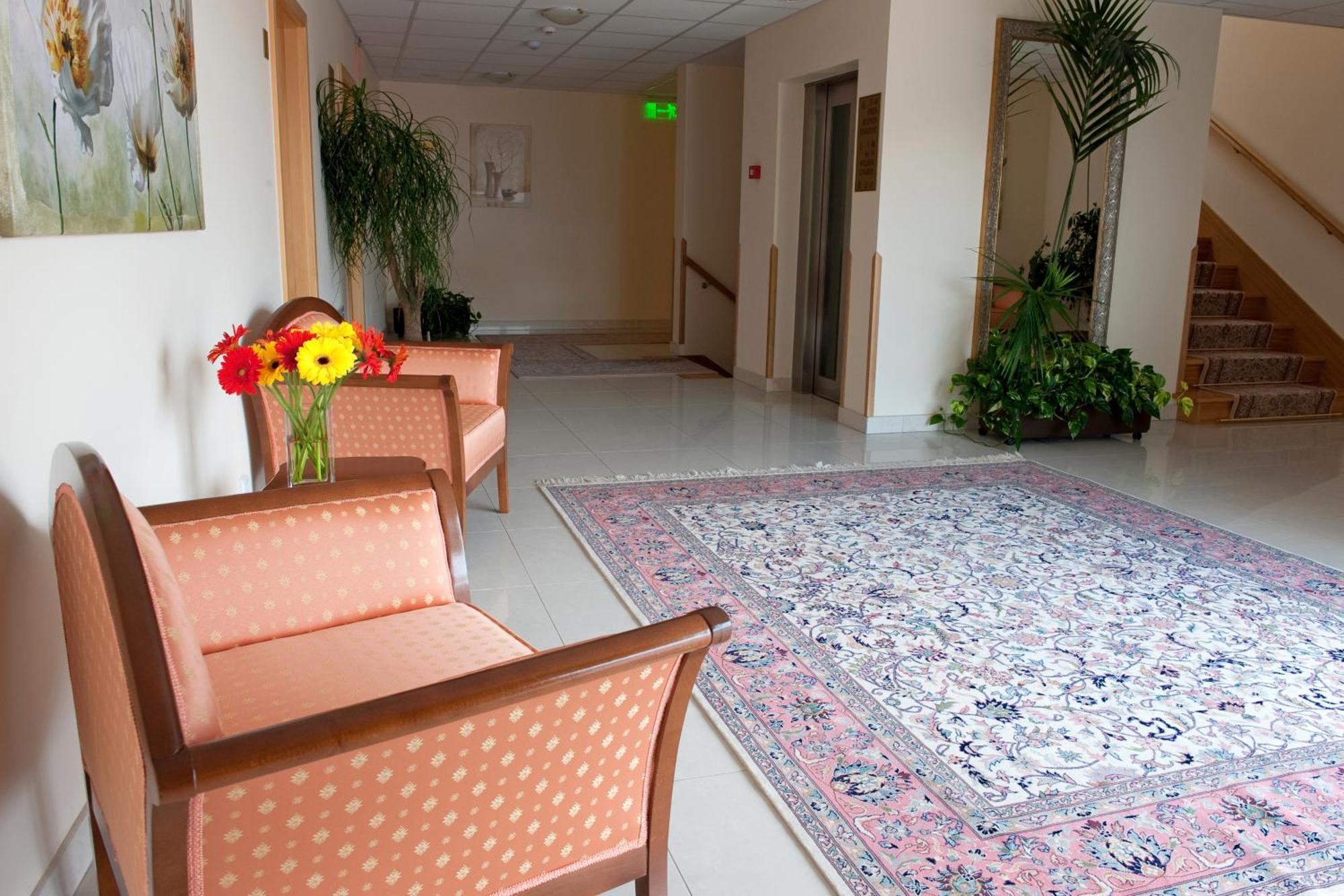 Hotel Karpatsky Dvor Lozorno Luaran gambar